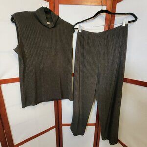 Chico's Gunmetal Textured Sleeveless Pants Suit - Size 3